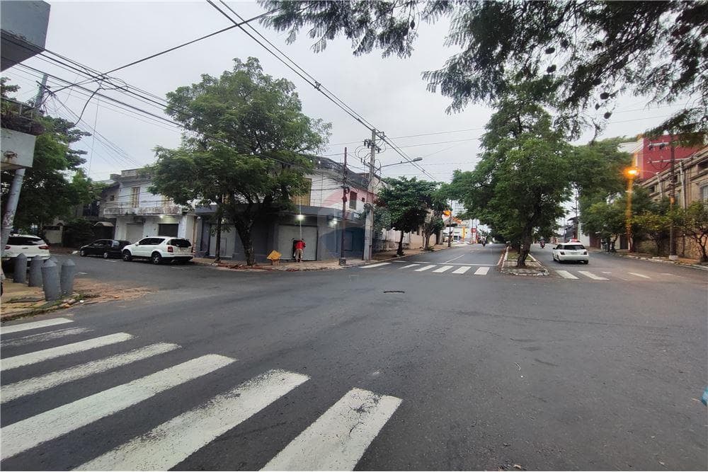 Terreno Premium en Esquina: Av. Rodríguez de Francia e Independencia Nacional, foto 3