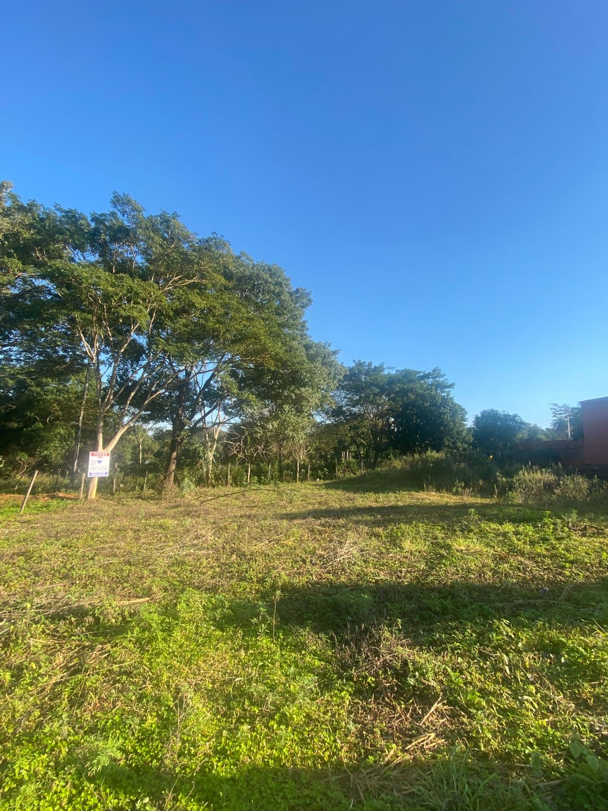 En venta amplio terreno en ypane