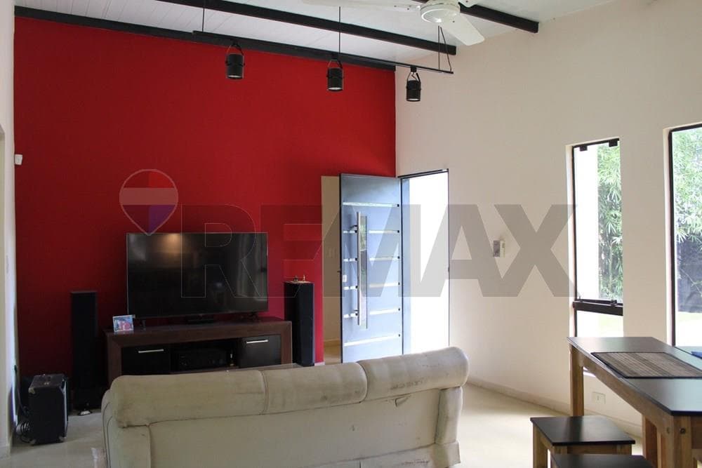 Casa - Venta - San Bernardino, Paraguay, foto 5