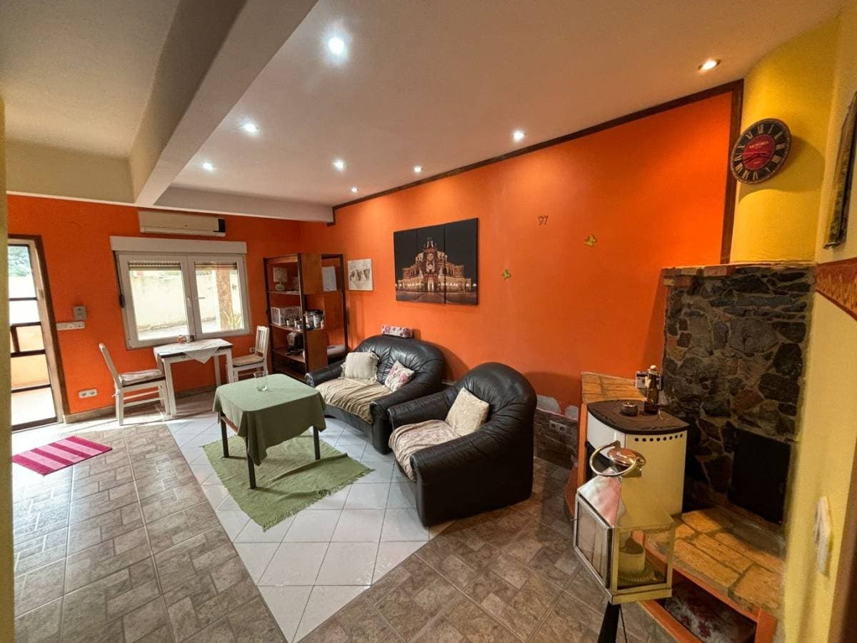 Duplex en excelente ubicación, sobre la calle Salvador del mundo, foto 3