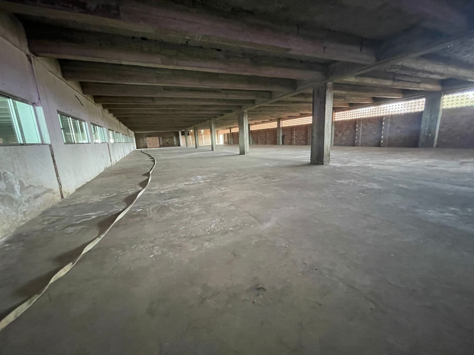 En Alquiler 2 Depósitos De 2.500 M2 Cada Uno En Asunción A121