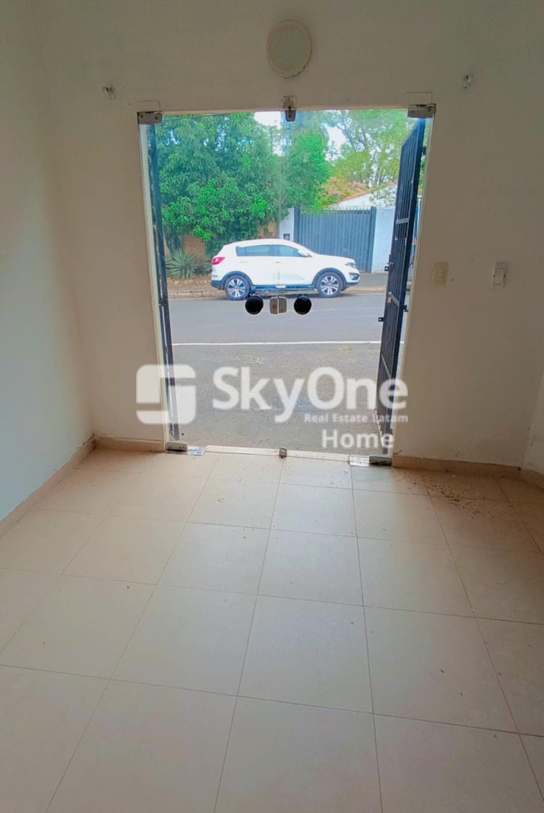 Salón comercial- lambare, foto 2