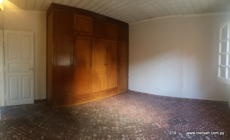 Casa 3 Dorm. + área Servicio / Sajonia, Zona Comisaría 2° (cod. 219) — foto 4