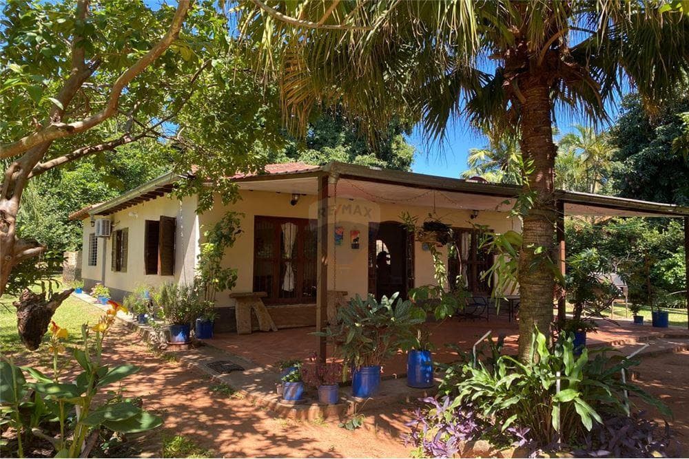 Casa con Amplio Terreno en CAPIATA. L.F, foto 4