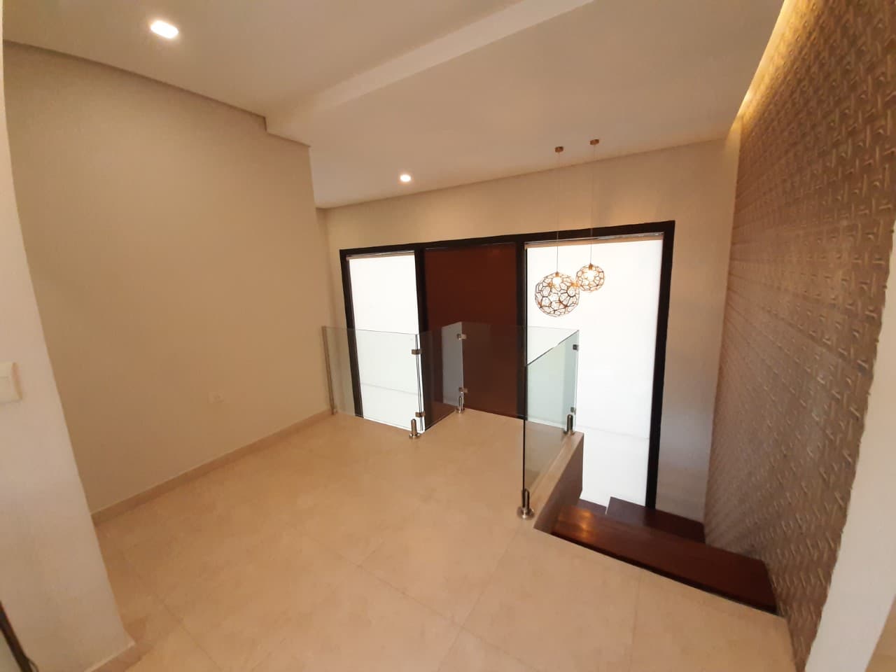 Hermosa Casa Minimalista Con 4 Dormitorios zona Conmebol, barrio America, foto 5