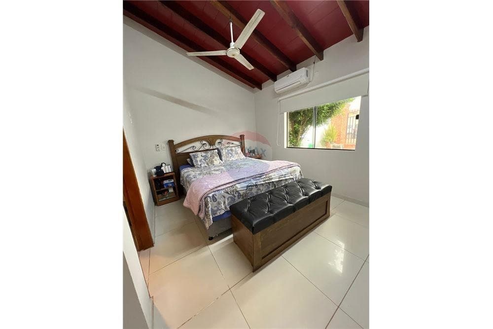Chalet - Venta - San Lorenzo, Paraguay, foto 4