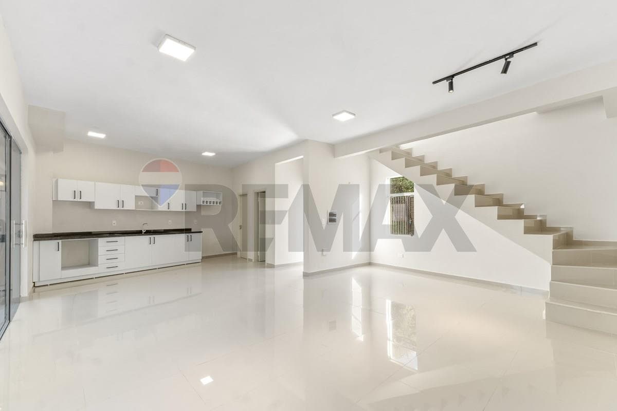 Duplex en venta - mbachio II, lambare