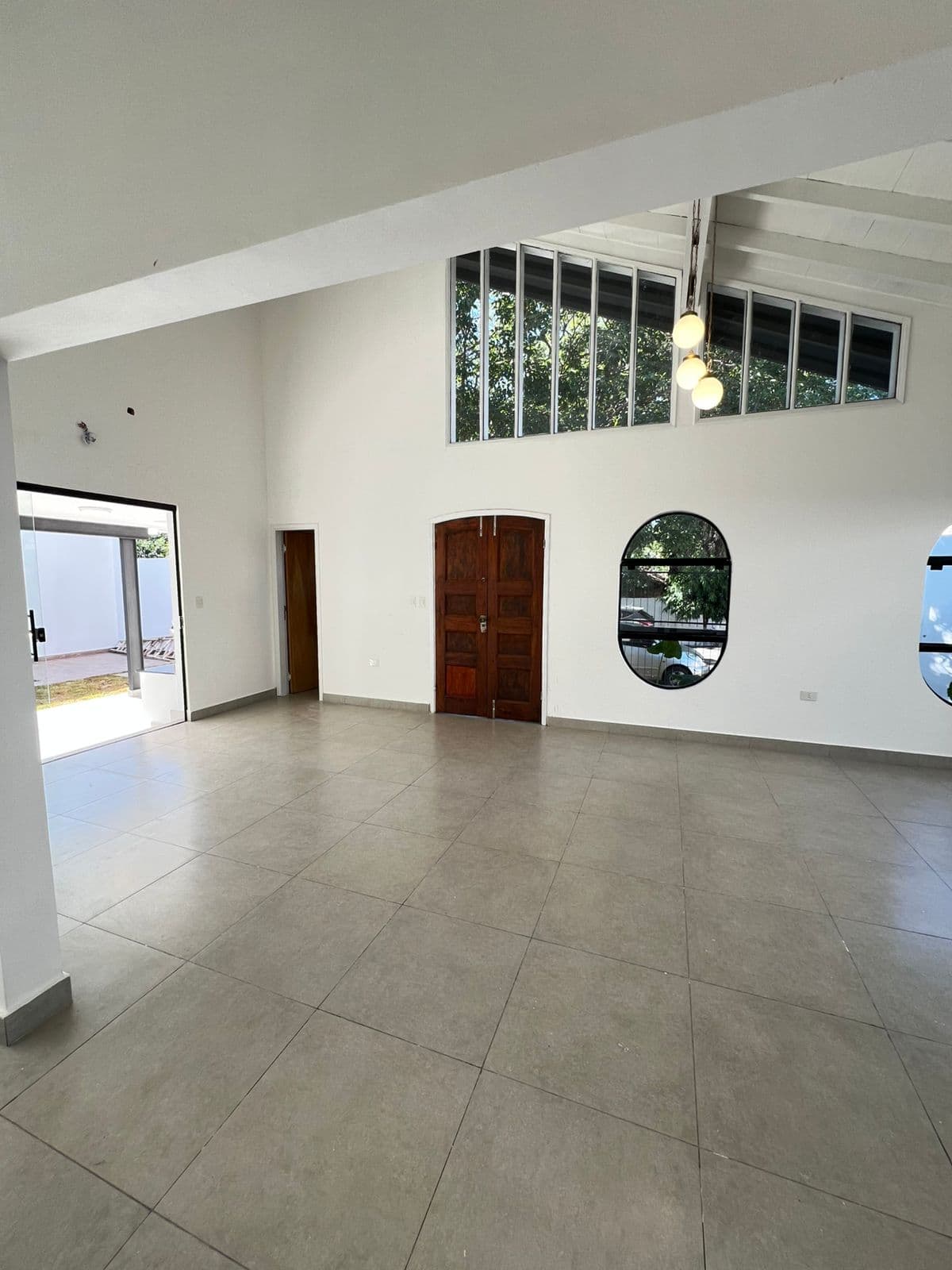 Residencia a estrenar en mburicao - Asunción — foto 3