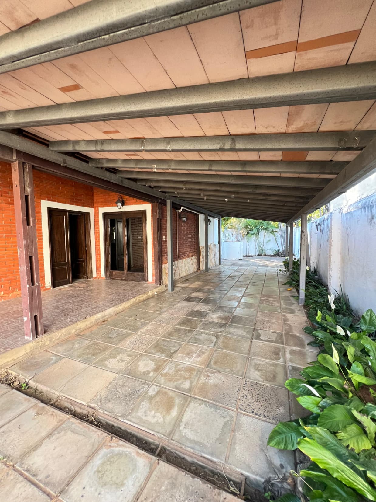 Casona en venta en ita enramada - lambare — foto 3