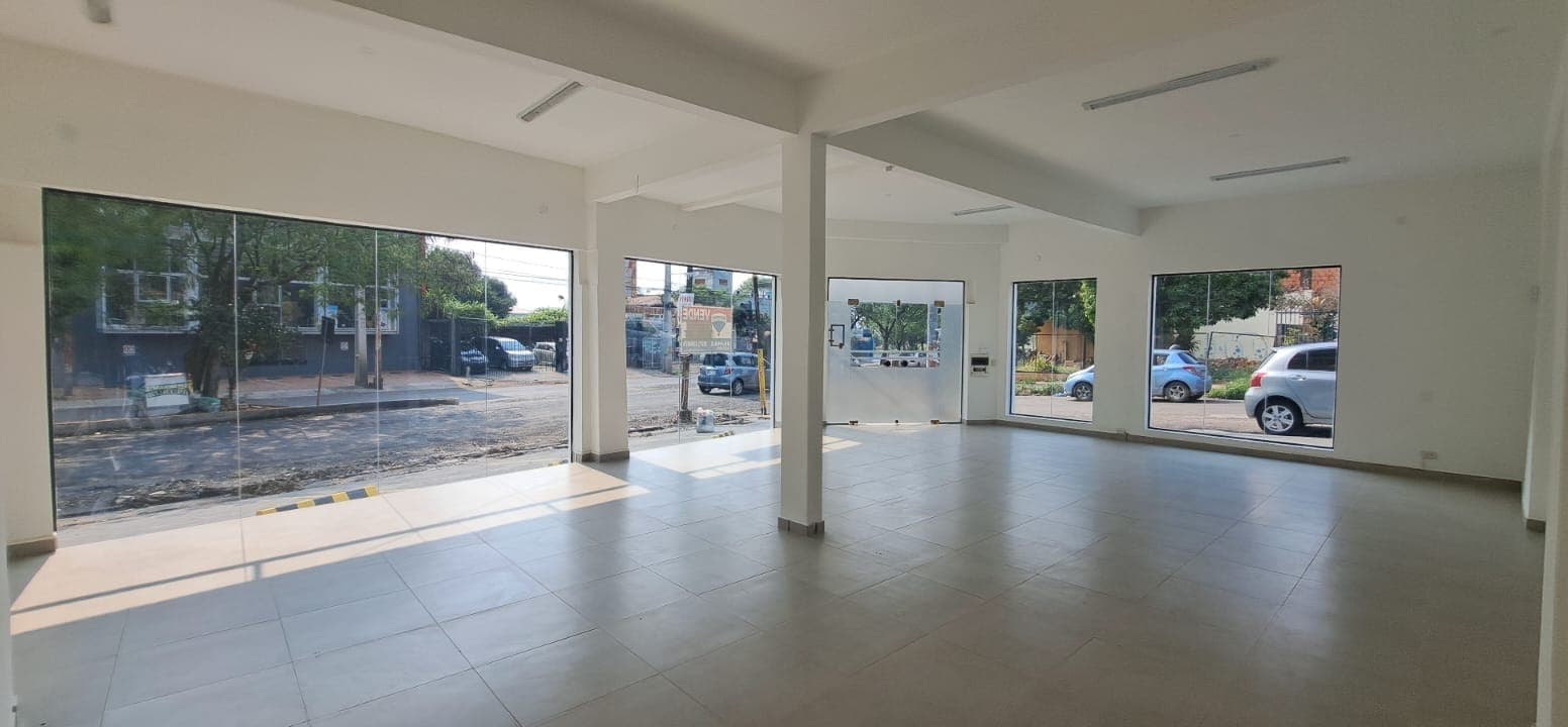 salon comercial en Fernando de la Mora Zona Norte, foto 5