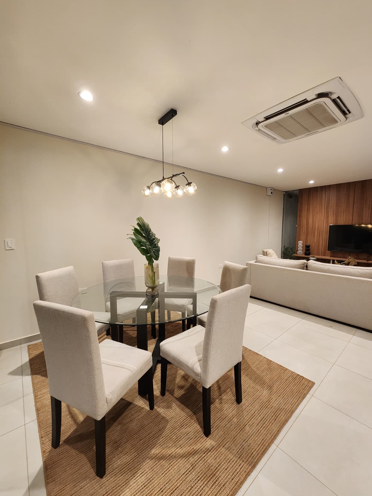 Alquilamos duplex amoblado zona conmebol — foto 3