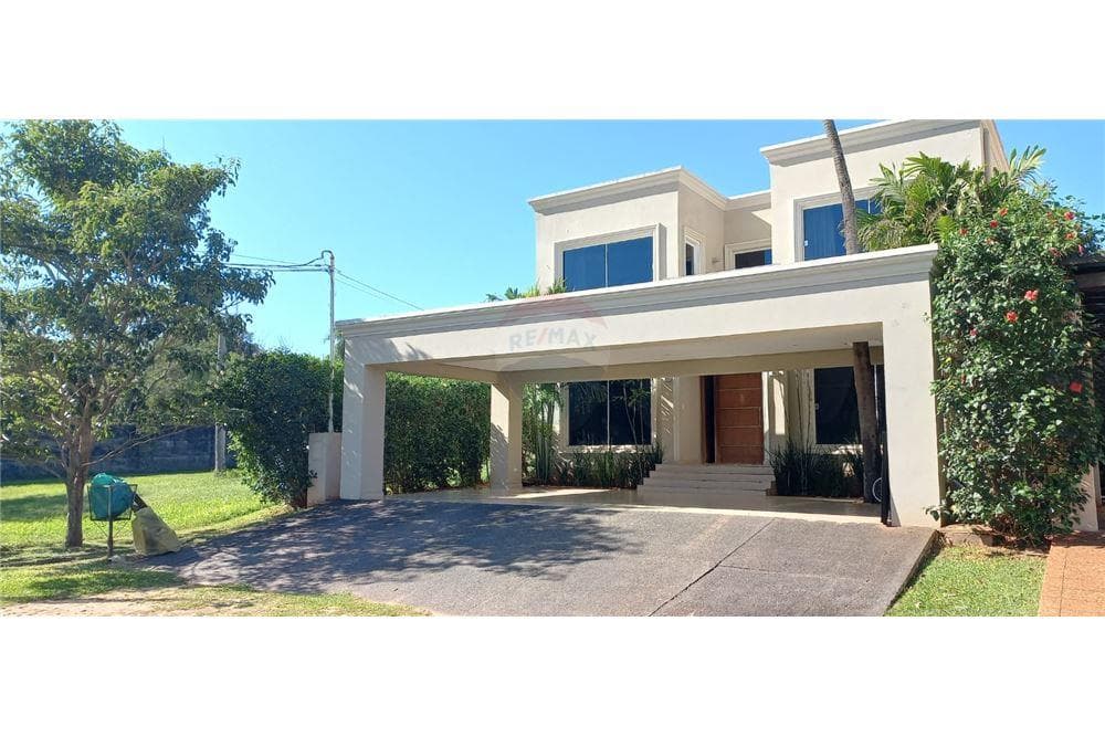 En el exclusivo country club montesol de la ciudad de Luque, foto 1