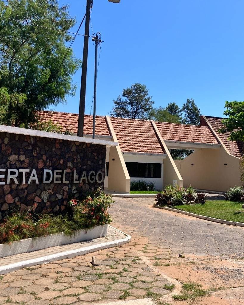 Vendo terreno en urbanización puerta del lago, sanber