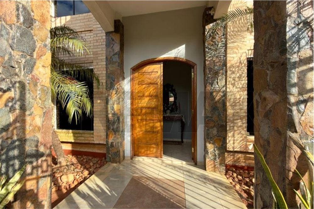 Amplia casa zona laguna grande, foto 2