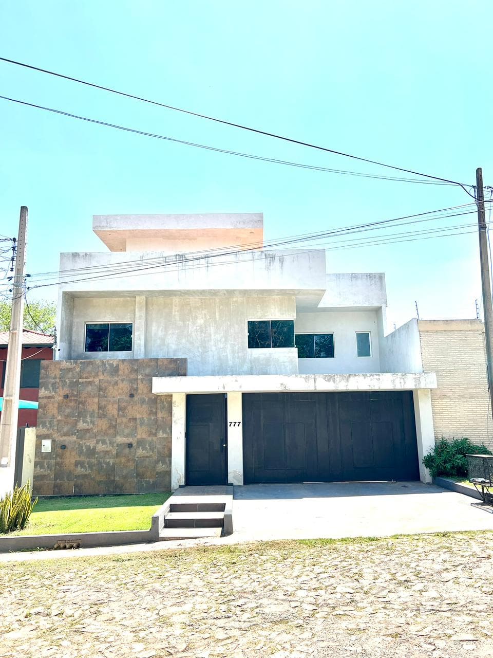 En venta - residencia en lambare