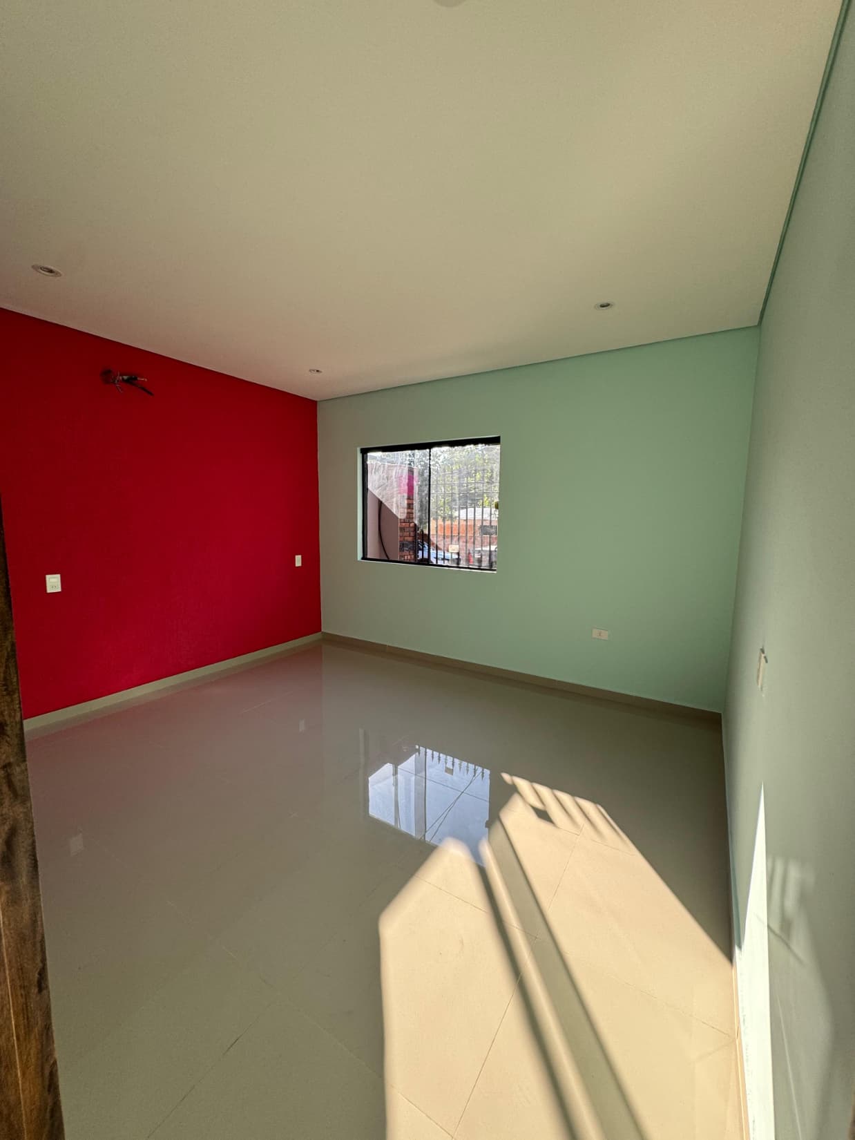 Casa en lambare z/ colegio sek, foto 4