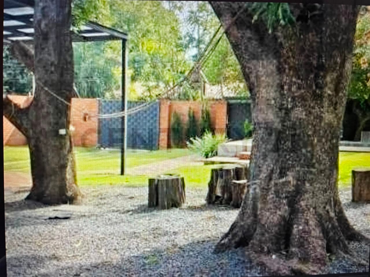 Alquilo casa amoblada en Barrio cerrado la Floresta - Luque