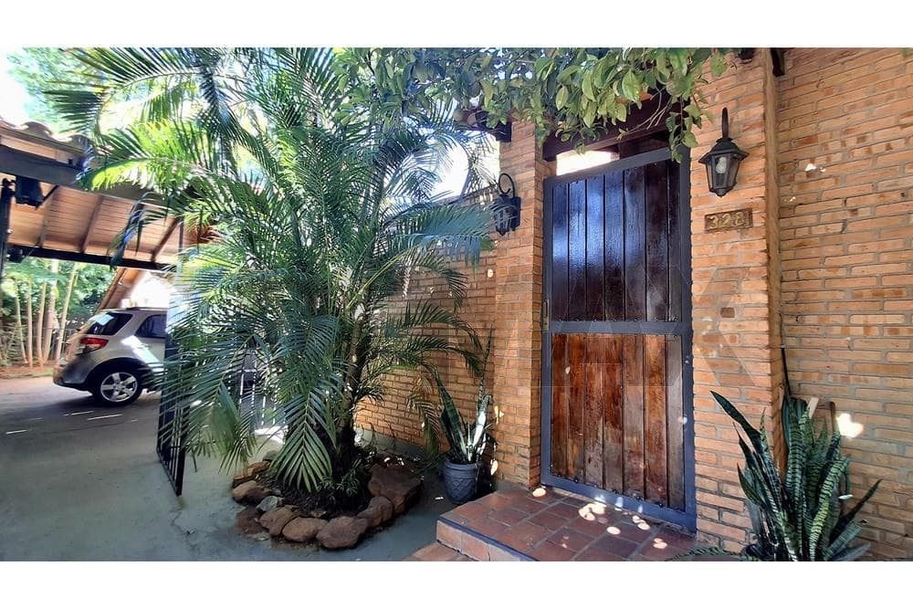 Casa - Alquiler - Madame Lynch, Asunción, Paraguay, foto 3