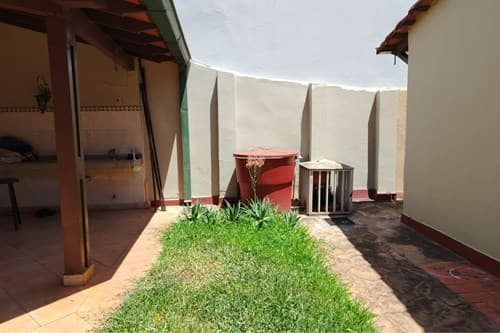 Casa-Alquiler-Dr. Mario Mallorquín, Nazareth, Asunción, foto 3