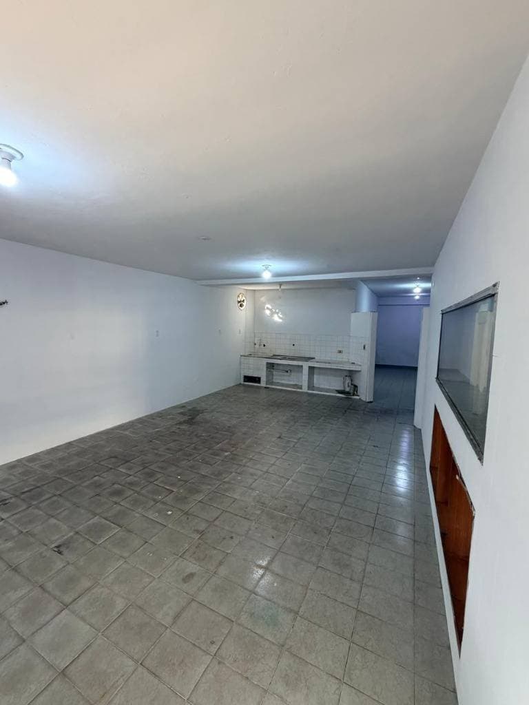 local comercial en el centro de San Lorenzo, foto 5