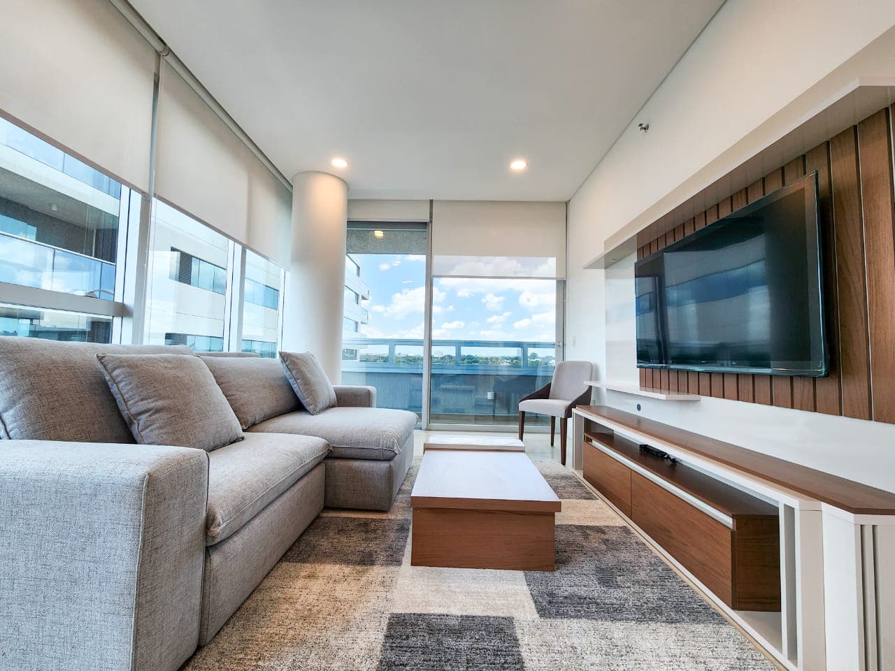 A estrenar - departamento amoblado torres eminent armani, foto 4