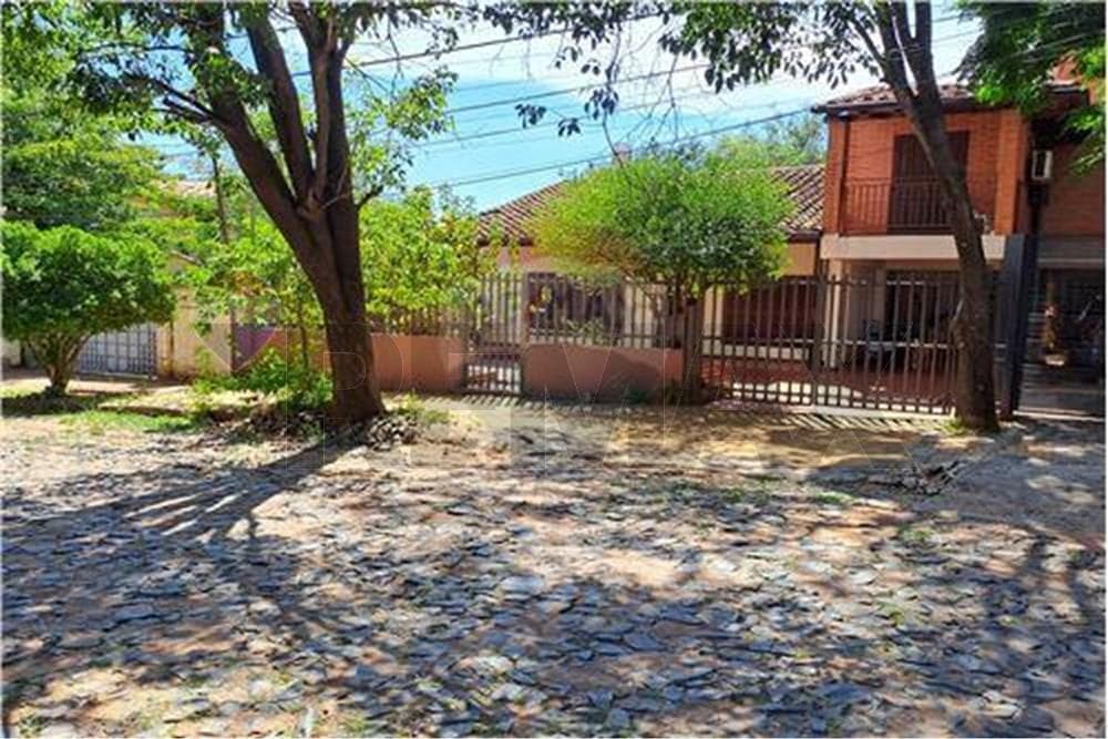 Amplio Terreno de 393 M2 en Asunción, Barrio Mburucuyá, foto 3