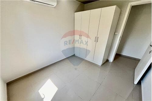 Departamento con patio privado - insignia 3 — foto 3
