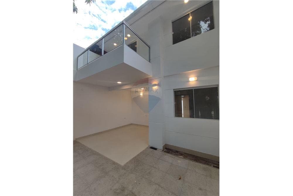 Dúplex a estrenar en villa aurelia, foto 1