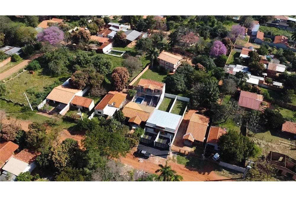 Chalet - Venta - Luque, Central, Paraguay — foto 2