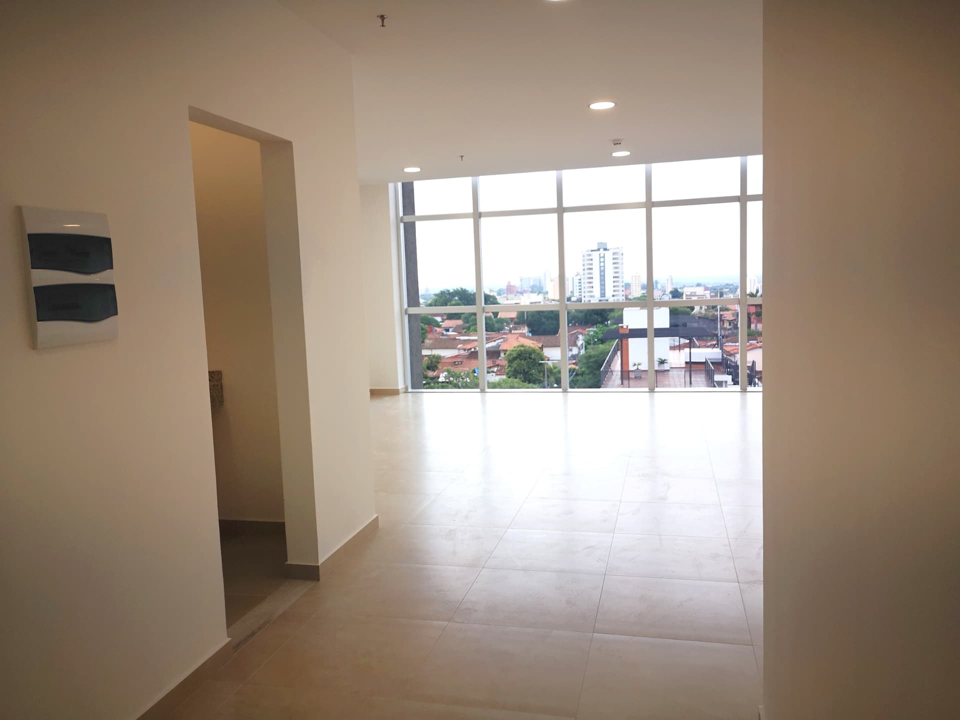 Oficina con gran vista a la ciudad, hoy alquilada!, foto 3