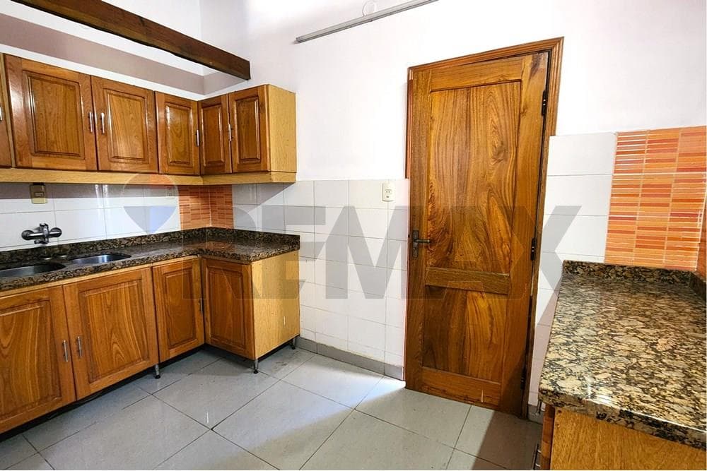 Allquilo amplio depto de 3 dormitorios en pinoza asuncion, foto 4