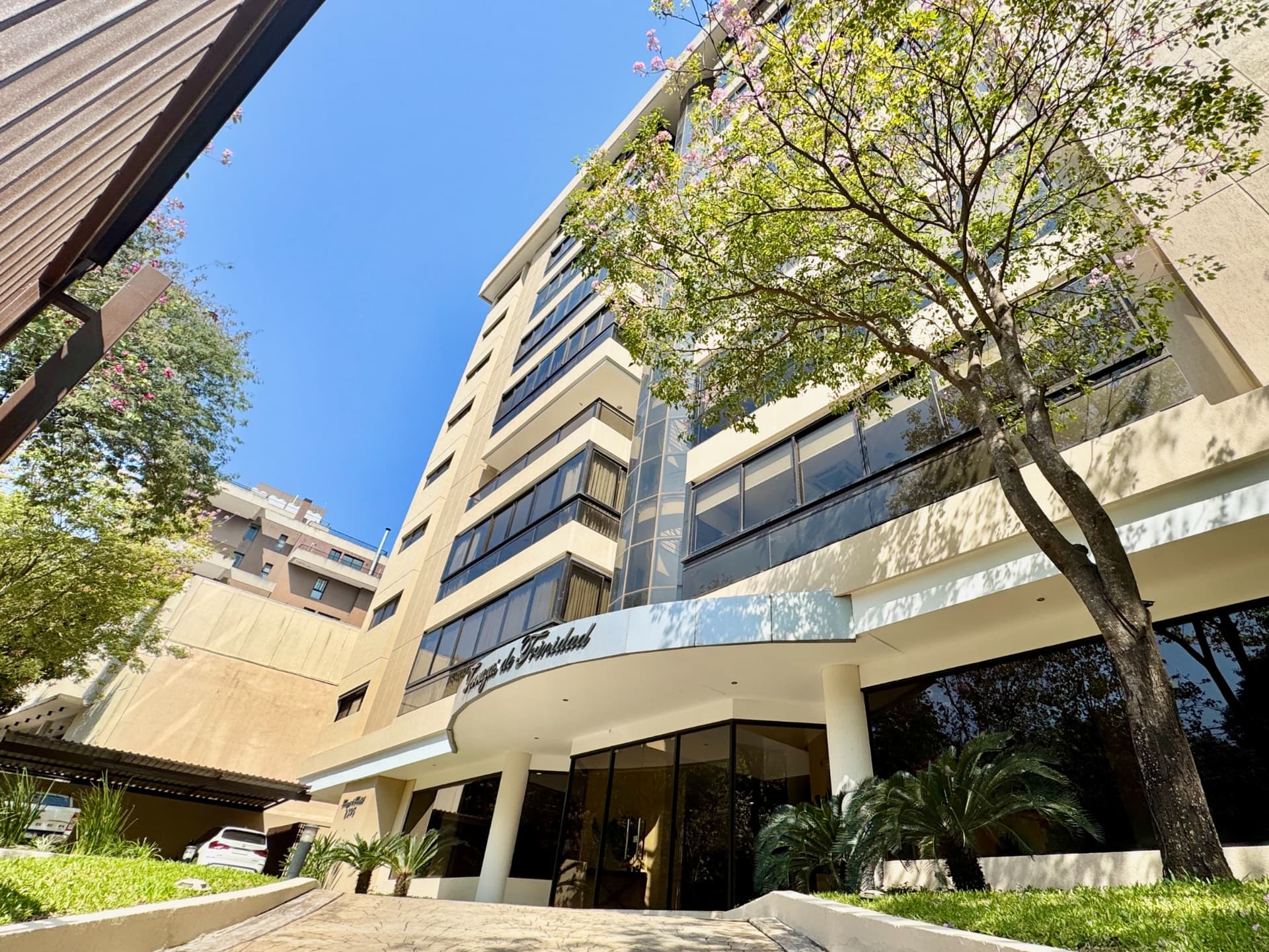En Venta – Exclusivo Departamento – Barrio Mburucuyá