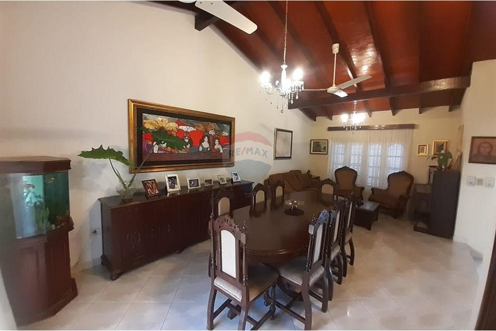 Casa - Venta - San Vicente, Asunción, Paraguay — foto 2