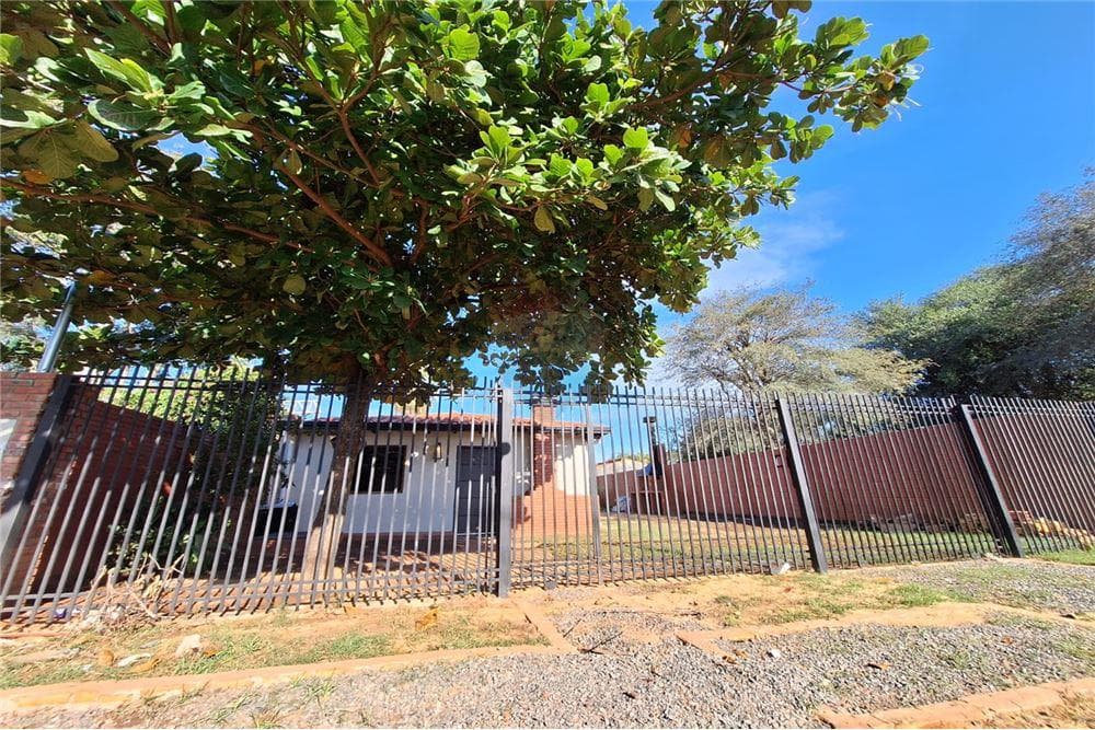 Casa - Venta - Paraguay Central Limpio, foto 2
