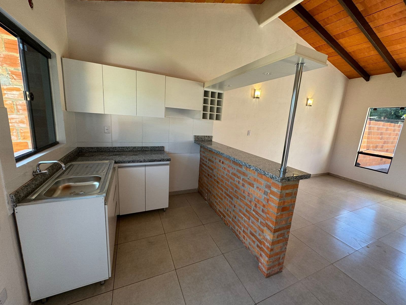 En venta casa en Luque, foto 3