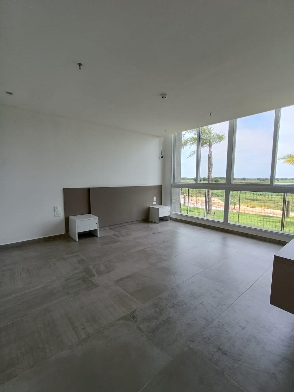 Departamento en Condominio, con vista al RIo. COD 037, foto 4