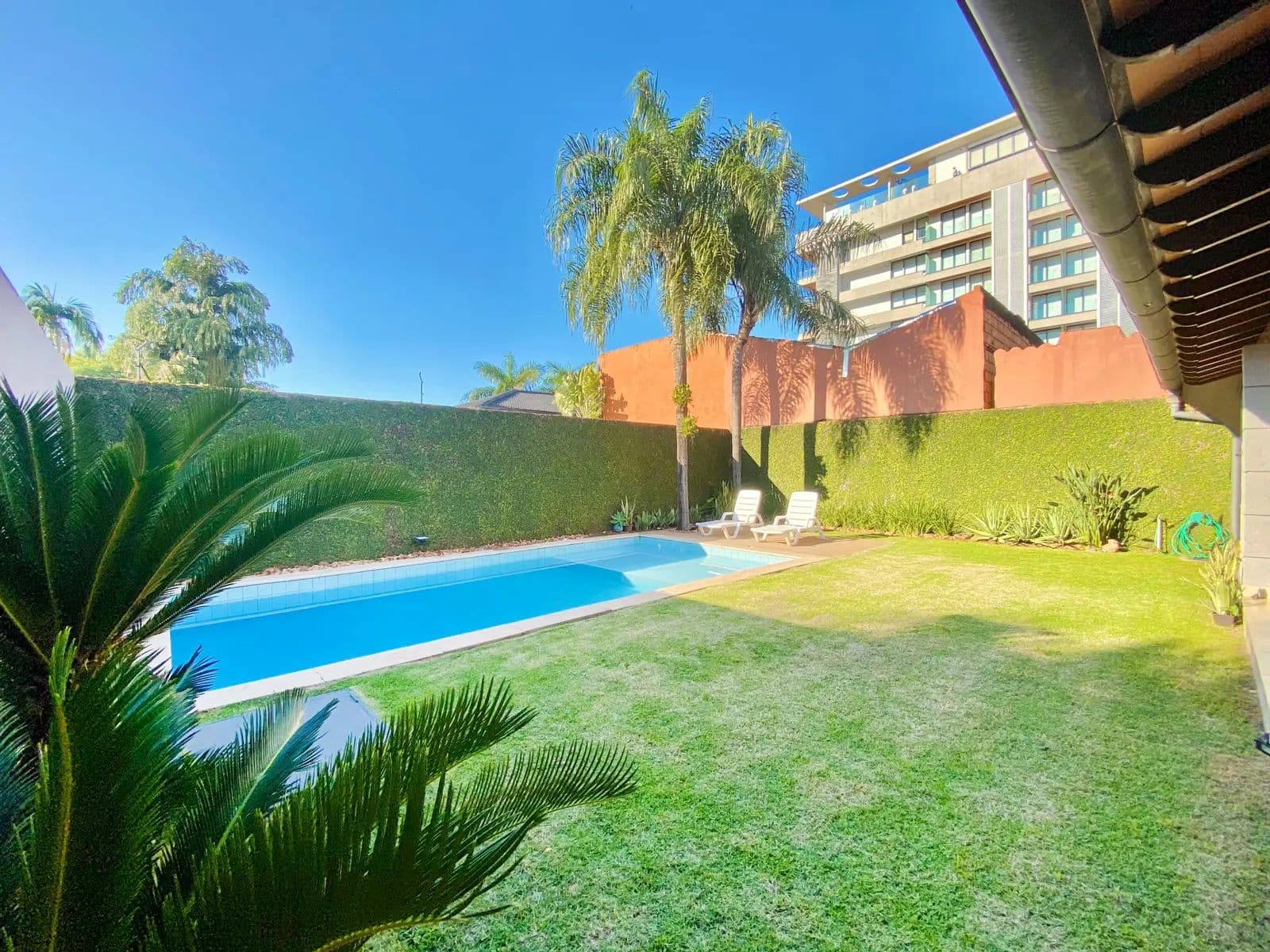 Residencia de Lujo en Barrio San Jorge, foto 2