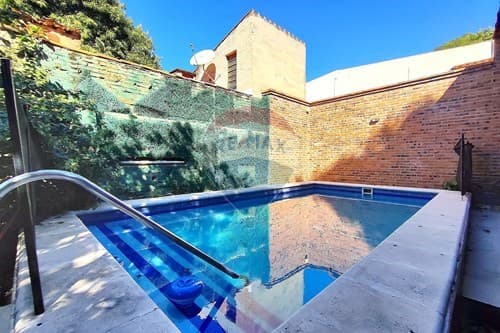 Casa en Fernando de la Mora (con piscina), foto 2
