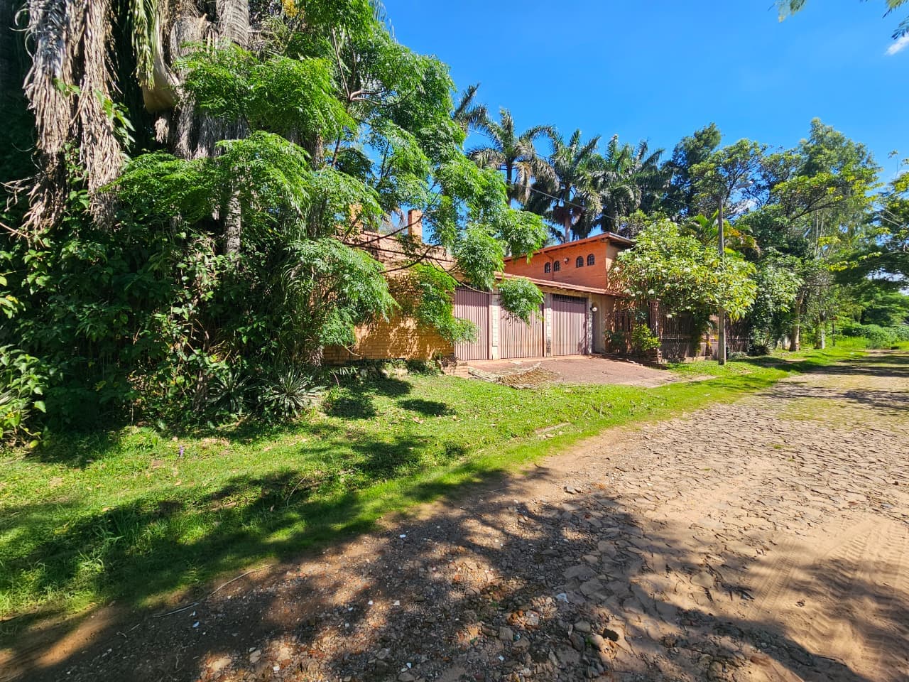 En Venta. Amplio Terreno En Asuncion — foto 2