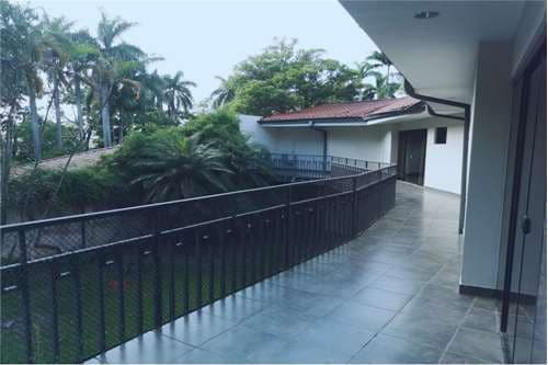 En Venta Lujosa Residencia - los Laureles, foto 4