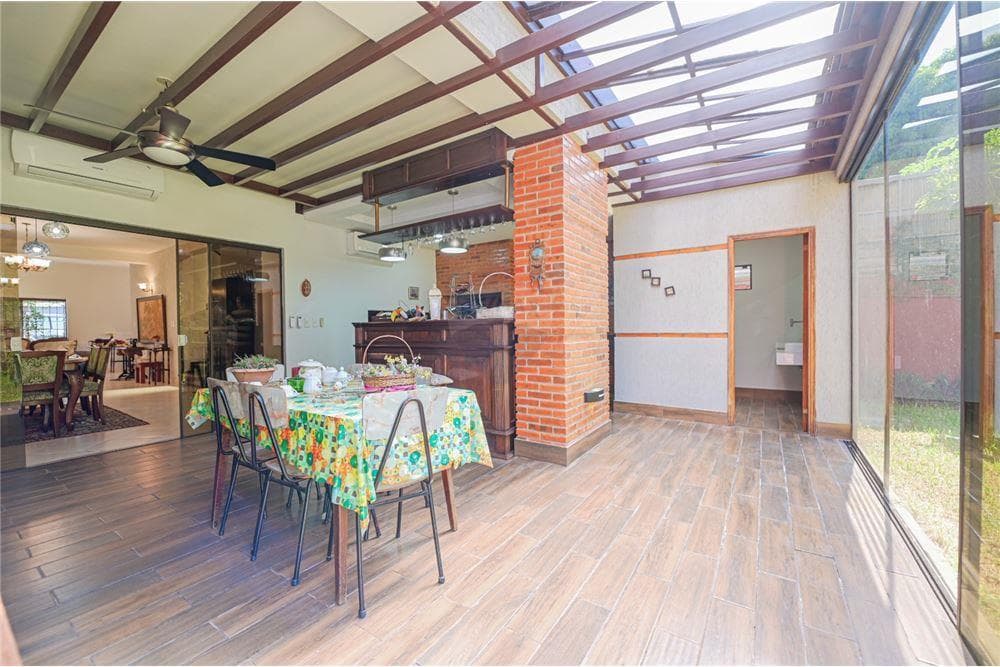 Hermosa casa en Fernando de la Mora norte, foto 3