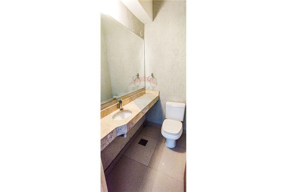 Amplio duplex en Lambaré, foto 3