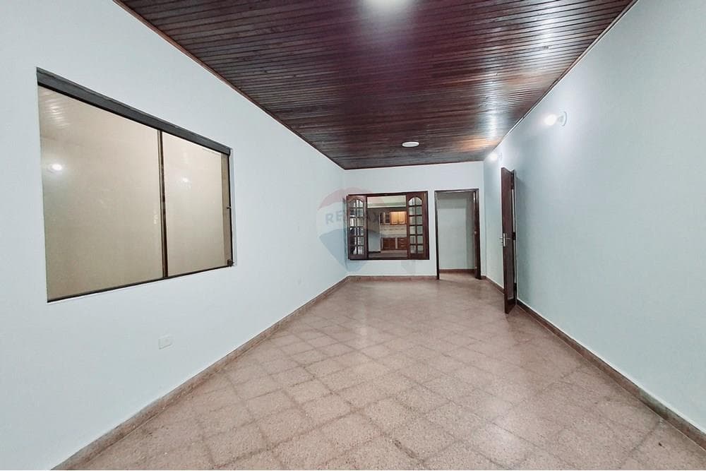 Amplia casa en San Lorenzo/zona centro, foto 5