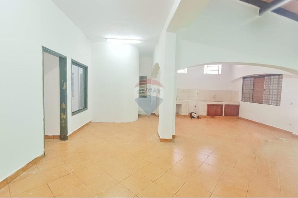 Local comercial en alquiler - Luque, foto 3