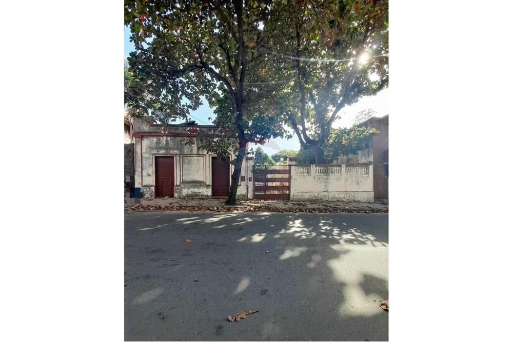 Amplio Terreno en venta. Bo. Dr. Francia Asunción — foto 2