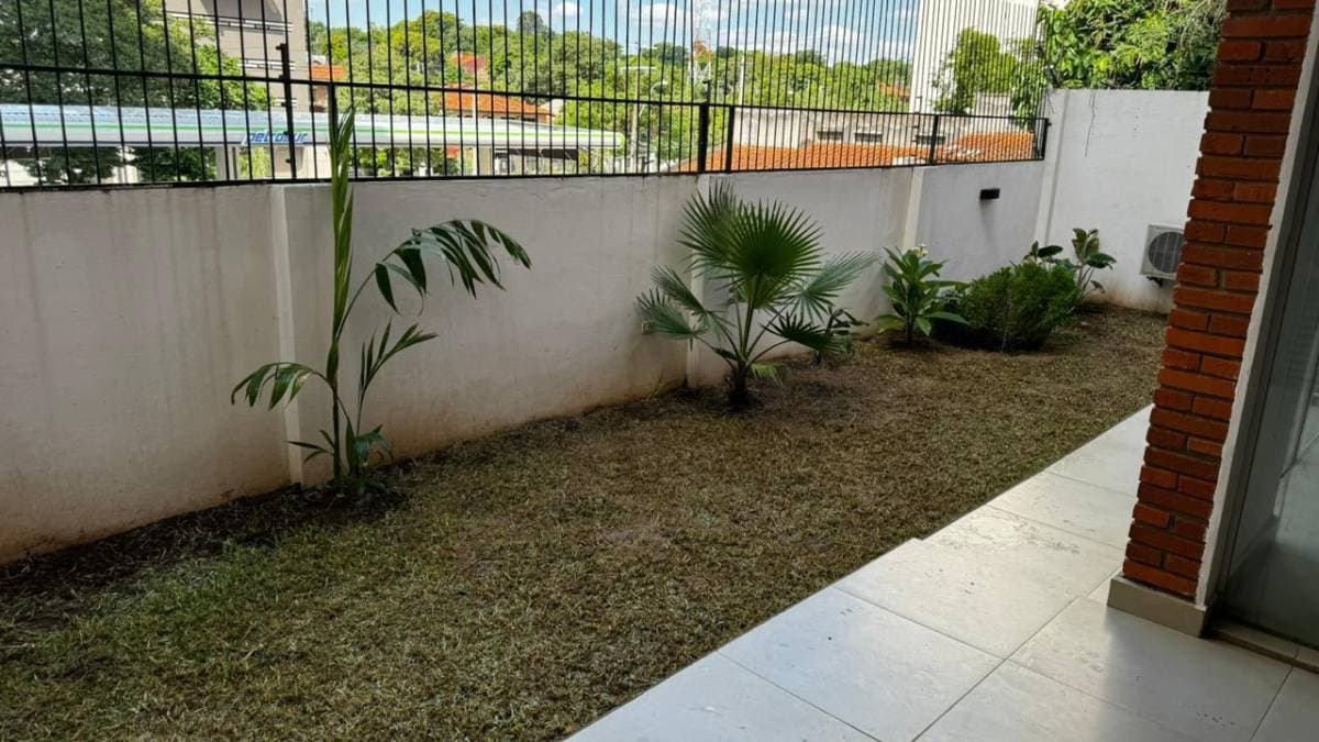 Dpto con patio en bo. Mburucuya, foto 4