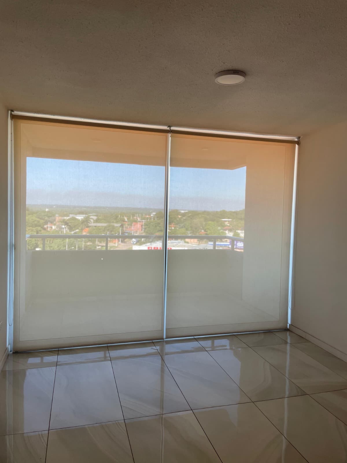 En alquiler departamento de 2 dormitorios Mariano Roque Alonso, foto 3