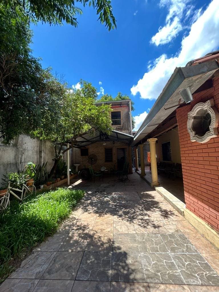 Vendo casa en Villa Elisa, excelente ubicacion - id 48223