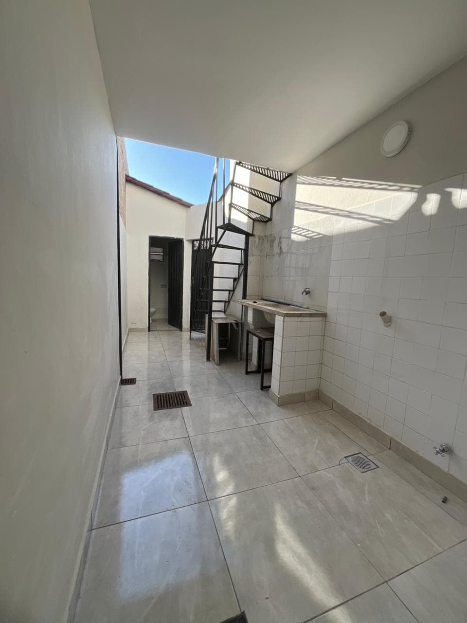 Villa Morra, en alquiler duplex de 4 dormitorios, foto 5