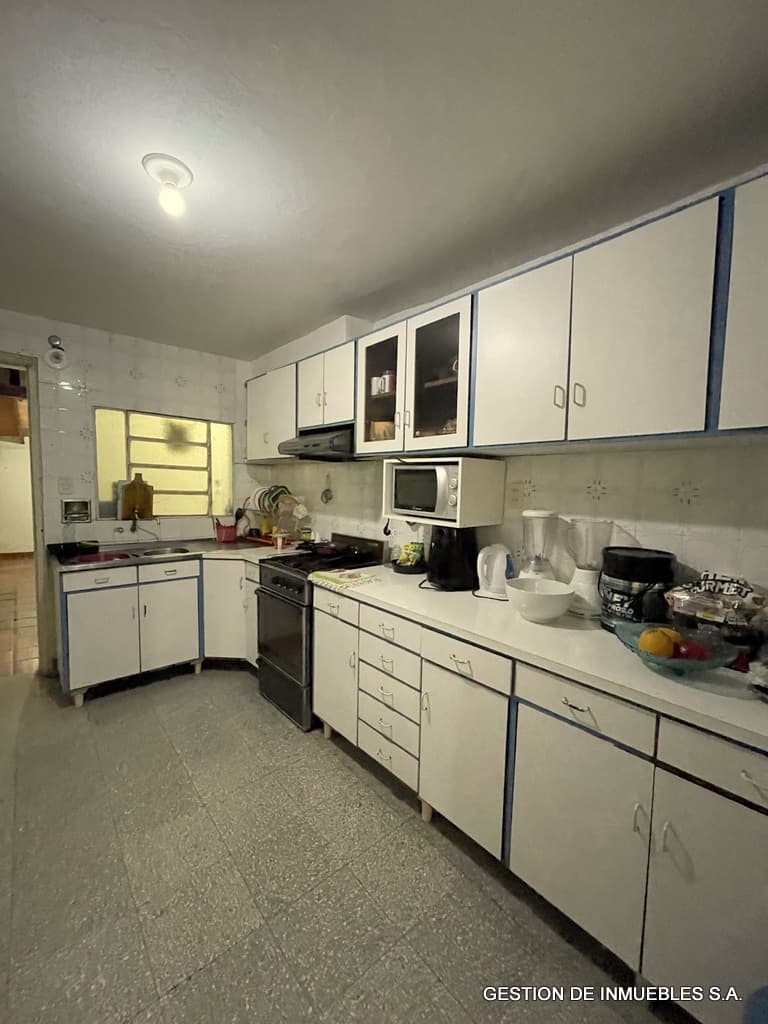Casa en esquina – a dos cuadras de peron v10-28-5 — foto 4